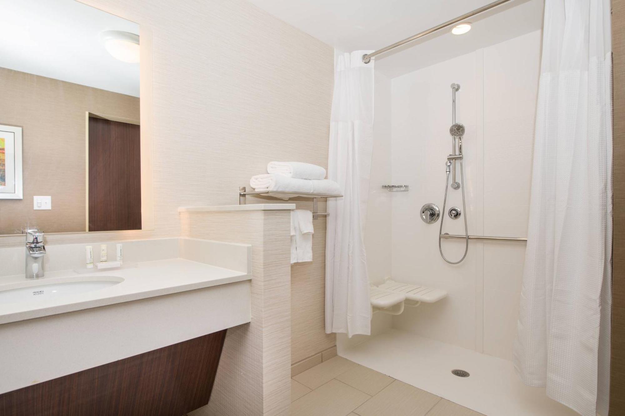 Fairfield Inn & Suites By Marriott Дейтон Экстерьер фото